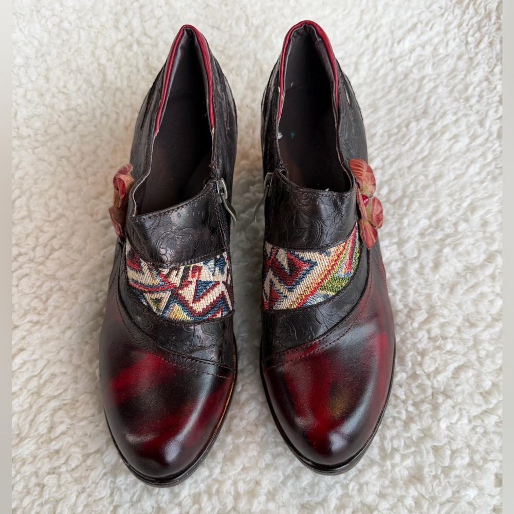 Crazy Cat? Boho Ankle Boots Floral Heel Embroidered Leather Size 9.5 40